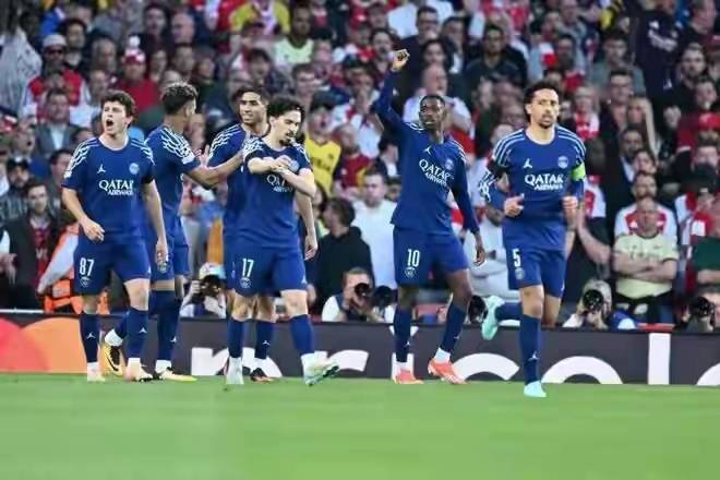 7大名帥難救紅魔！曼聯(lián)沖冠唯一希望，為何非他不可？