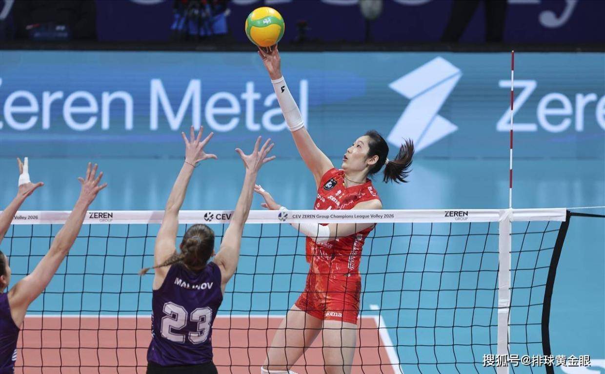 4天3場3-0！科內闖入歐冠八強，對手賽前被爆欠薪，加拉遭主攻荒