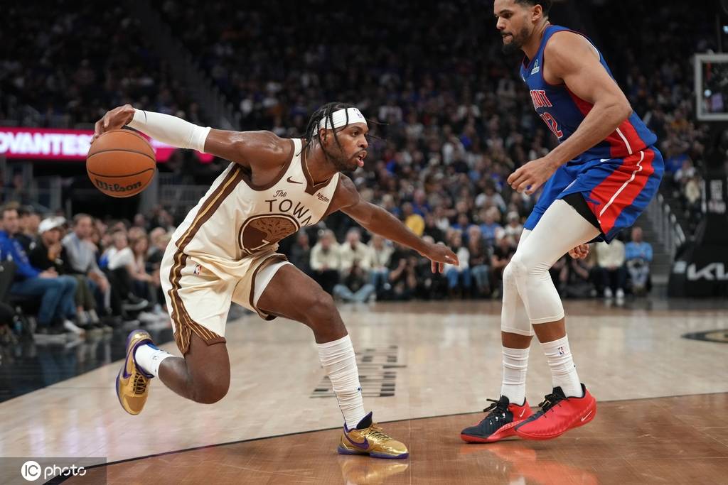 活塞絞肉戰(zhàn)法逼庫里傷退 勇士變招用光只求快交易？